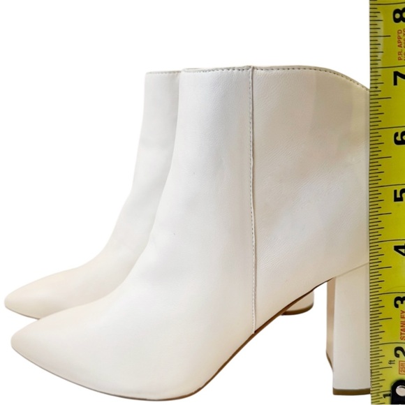 NWT Marc Fisher Off-White Heeled Boots - Picture 2 of 7